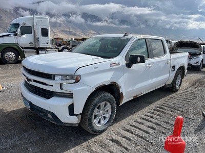 2021 Chevrolet Silverado 1500 4x4 Crew Cab Pickup (Inoperable)