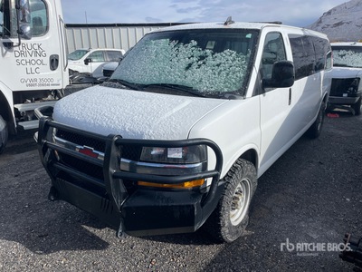 2020 Chevrolet Express 3500 Passenger Van (Inoperable)