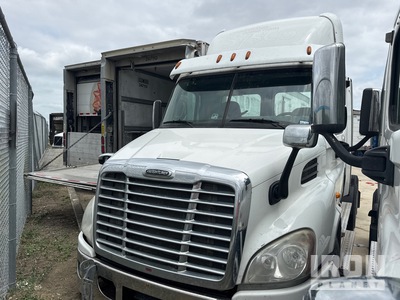 2016 Freightliner CASCADIA 113 6x4 T/A Day Cab Truck Tractor (Inoperable)