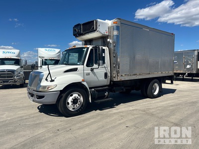 2007 International 4300 DT466 4x2 Camions - frigorifiques