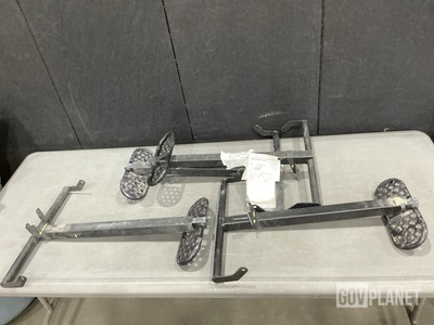 (4) Group Manufacturing 121870-1 Vehicular Foot Rests