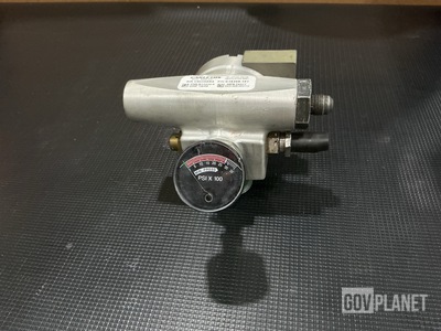 Carleton Technologies D18308-107 Fluid Pressure Regulating Valve