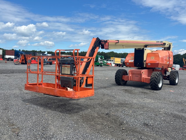 2014 JLG 800AJ 4WD Diesel Articulating Boom Lift 2014 JLG 800AJ 4WD Diesel Articulating Boom Lift