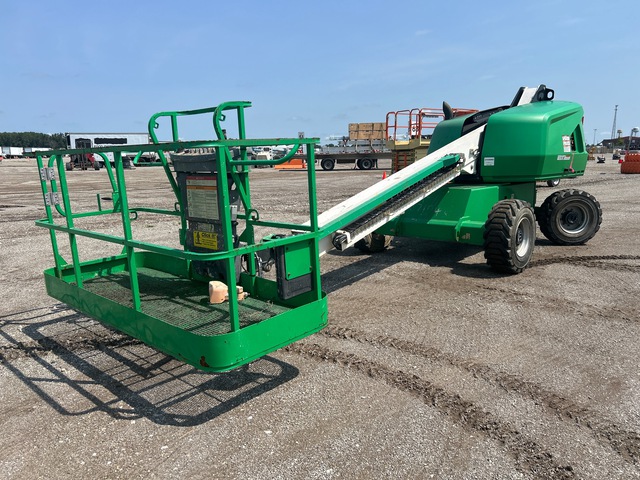 2015 JLG 400S 4WD Diesel Telescopic Boom Lift