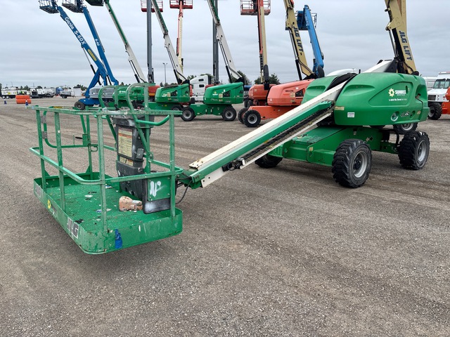 2015 JLG 400S 4WD Diesel Telescopic Boom Lift