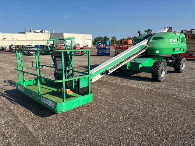 2015 JLG 400S 4WD Diesel Telescopic Boom Lift