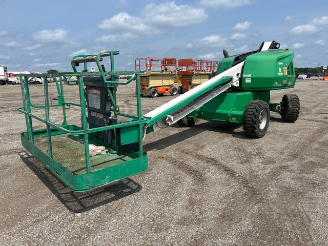 2017 JLG 400S 4WD Diesel Telescopic Boom Lift