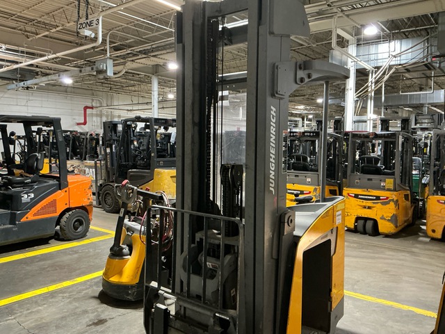 2018 Jungheinrich ETR340 4000 lb Reach Truck