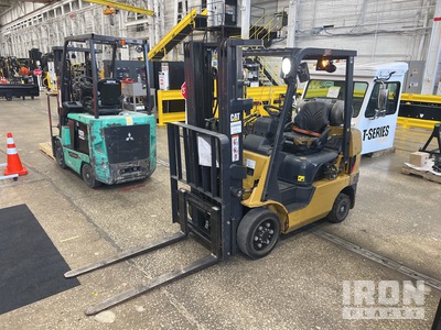 2020 Cat 2C5000 4750 lb Caretilla de Ruedas de Macizas