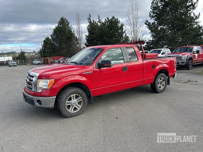 2010 Ford F-150 XLT 4x2 Extended Cab بيك اب