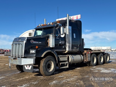 2005 Western Star 4900SA 8x6 Sleeper Winch Truck