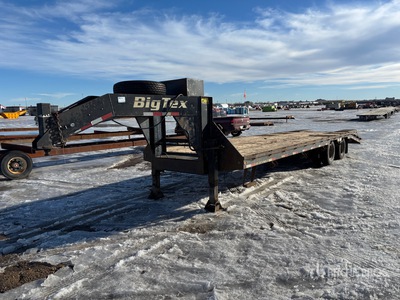 2005 Big Tex 29 ft T/A Gooseneck Equipment Trailer