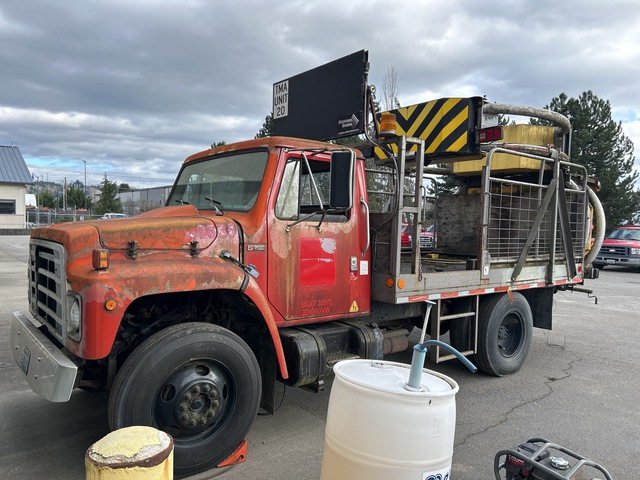 1982 International 1954 4x2 Attenuator Truck (Inoperable)