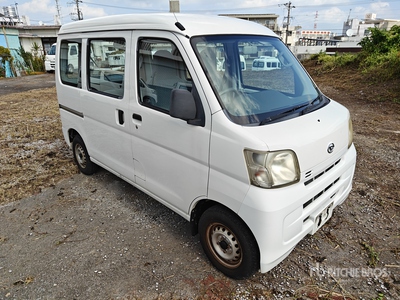 2017 Nissan CLIPPER Minivan