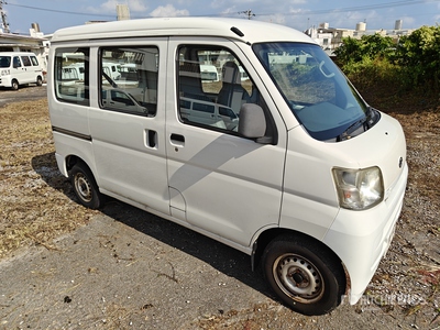 2017 年 Nissan CLIPPER Minivan