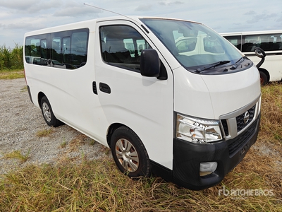 2015 Nissan NV350CARAVAN 10 Passenger Van