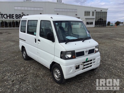 2011 年 Nissan CLIPPER Minivan