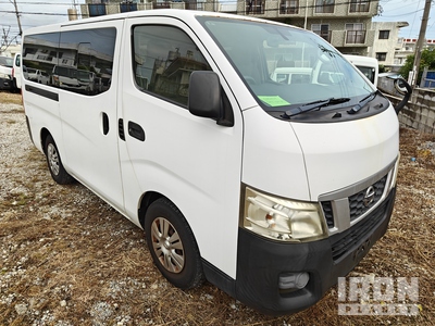 2016 年 Nissan Caravan Passenger Van