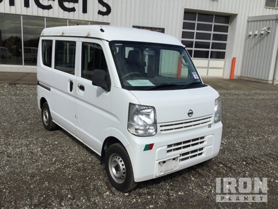 2016 年 Nissan CLIPPER Minivan