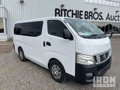 2014 Nissan NV350CARAVAN 10 Passenger Van