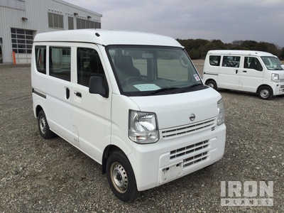 2016 年 Nissan CLIPPER Minivan