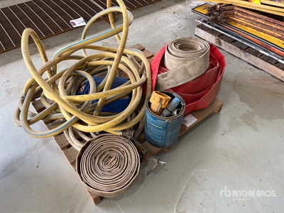 Quantity of Miscellaneous Hoses & Fittings Tuyau