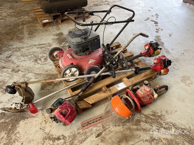 Quantity of Landscaping Equipment Divers - Équipement d'aménagement paysagé