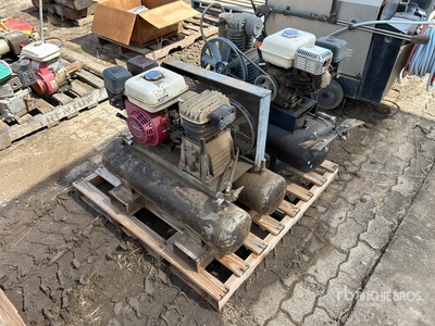 Quantity of (2) Compressore