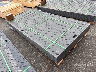Quantity of (12) 2026 SKLP SK-LJB12 Polyethylene Sheet Ground Protection Mats Varios, tienda, almacen, consumidor (Unused)
