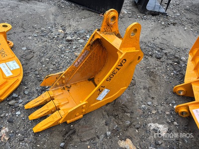 2026 GIYI GY-BK 12 in Digging Excavator Bucket - Fits Cat 305 (Unused)