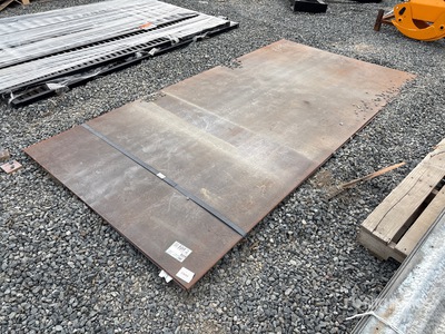 2026 SKLP 5 ft x 9 ft 10 in (0.4 in Thick) Plaques d'acier (Unused)