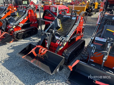 2026 SDLOOL SL380R Compact Track Loader (Unused)