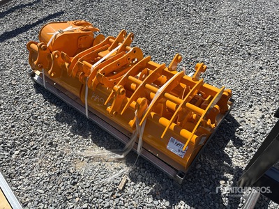 Quantity of (8) 2026 GIYI Cat 301 VCA-8 Misc. Excavator Attachments Accessoire divers pour excavatrice (Unused)