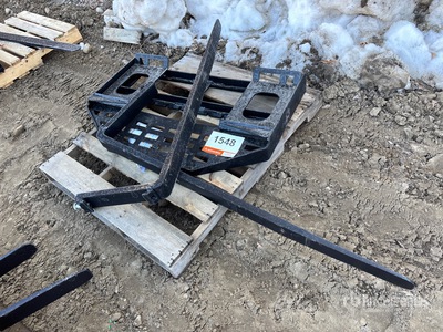 2026 GIYI GY-DHC 60 in Skid Steer Forks (Unused)