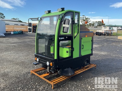 2025 SDLOOL SL-S2000 Ride-On Electric Floor Sweeper (Unused)