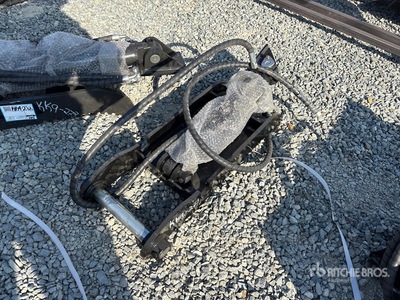 2026 GIYI GY-XJ3T 30 in Excavator Thumb (Unused)