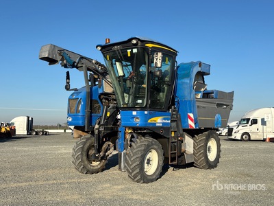 2010 New Holland VX7030 Grape Harvester