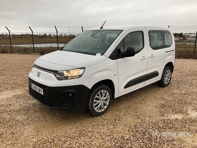 2023 Fiat Doblo Passagiersbusje
