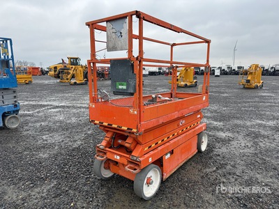 2015 Skyjack SJIII 3220 Electric Scissor Lift
