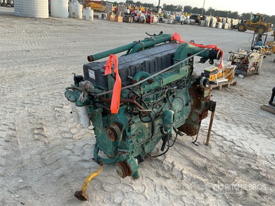 Volvo D12CADE2 Engine
