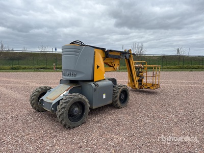 2019 Haulotte HA120PX 4WD Diesel Nacelle Articulee Articulating Boom Lift