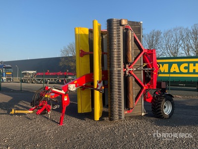 2023 Poettinger Mergento VT 9220 Hay Rake