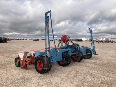 Kverneland Hydraulic Seeder