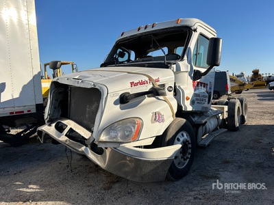 2014 Freightliner Cascadia 113 6x4 T/A Day Cab Truck Tractor (Inoperable)