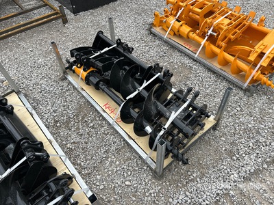 Quantity of (8) 2026 GIYI VCA-8 Mini Excavator Attachments - Fits Cat 301 (Unused)