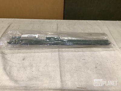 (82) Truck & Equipment Parts 12536957 Vehicular Components Brackets