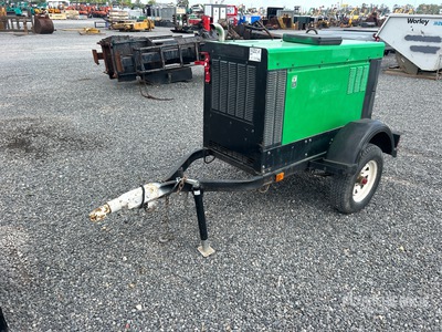 2015 Miller Big Blue 400 Pro 400 A Mobile Multi-Process Soldadora motorizada