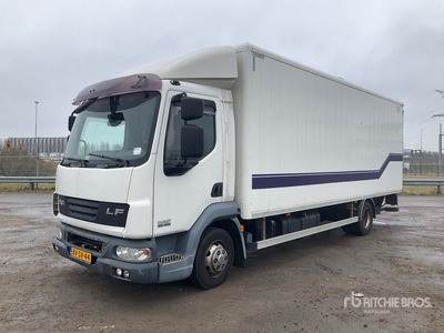 2009 DAF FA LF45G08 4x2 شاحنة فان