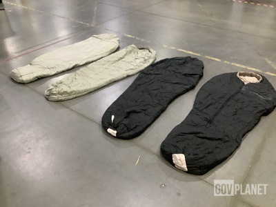 (52) Sleeping Bags