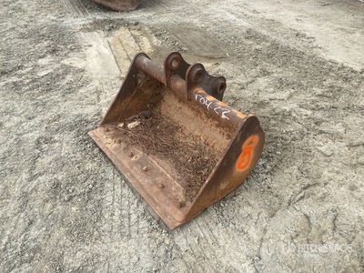 USA Attachments Inc 36 in Cleanup Excavator Bucket - Fits Yanmar ViO35